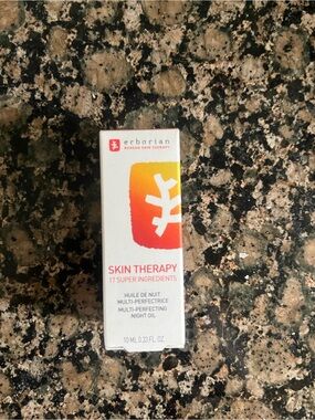 Erborian Skin Therapy Multi-Perfecting Night Oil — Orange/Yellow